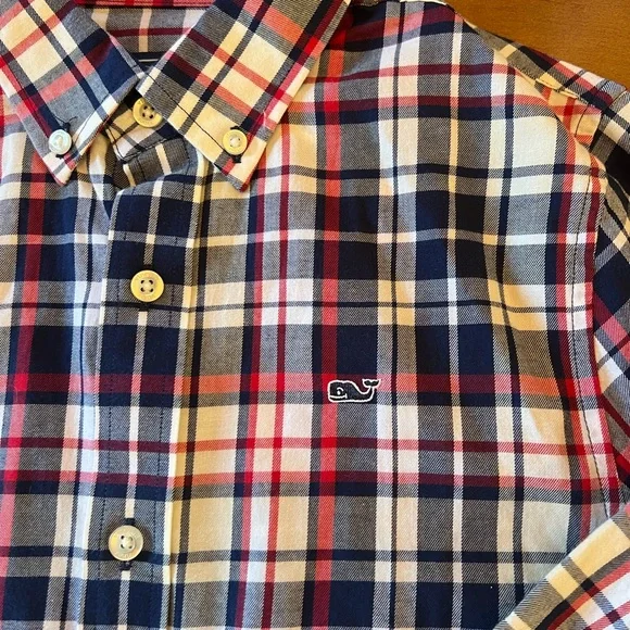 NWT, Boys Vineyard Vines plaid button down, S - Picture 2 of 3